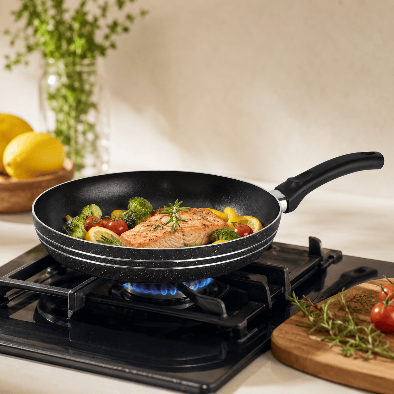 Non-Stick Frying Pan 24 cm thumbnail 3